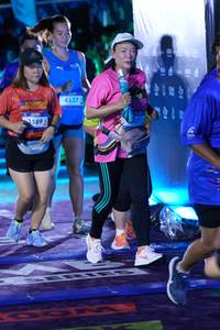 BIB: 4537, 3589, 201
                            <button type="button" onclick="openModal(26225046)" class="btn btn-primary btn-sm float-right btn-popup" data-toggle="modal" data-target=".modal-high-quality">
                        <i class="fas fa-shopping-cart"></i> Add to Cart
                    </button>
                                            <button type="button" onclick="isThisMe(26225046, true)" class="btn btn-success btn-sm float-right btn-popup btn-isme hidden" data-toggle="tooltip" data-placement="bottom" title="นี่คือรูปของคุณใช่ไหม คลิกที่นี่เพื่อเอาเข้าอัลบั้ม">
                        <i class="fas fa-plus"></i> Add to album
                    </button>
                    <button type="button" onclick="isThisMe(26225046, false)" class="btn btn-warning btn-sm float-right btn-popup btn-isnotme hidden">
                        <i class="fas fa-ban"></i> Remove from album
                    </button>